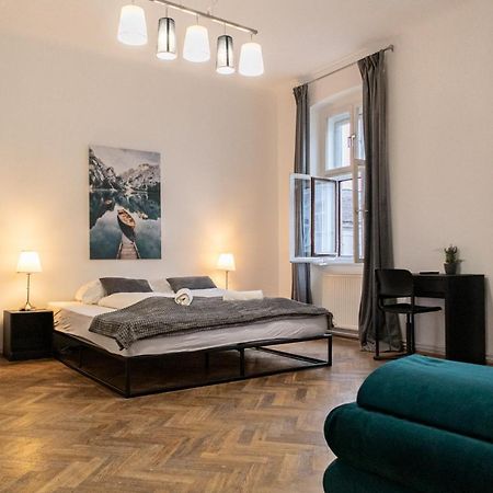 Spacious 2Br Apt.-Near Wiener Stadthalle Buitenkant foto