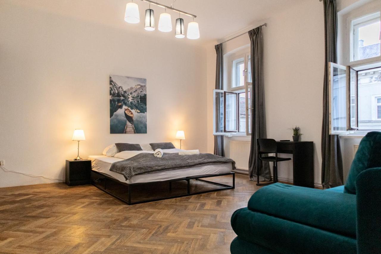 Spacious 2Br Apt.-Near Wiener Stadthalle Buitenkant foto