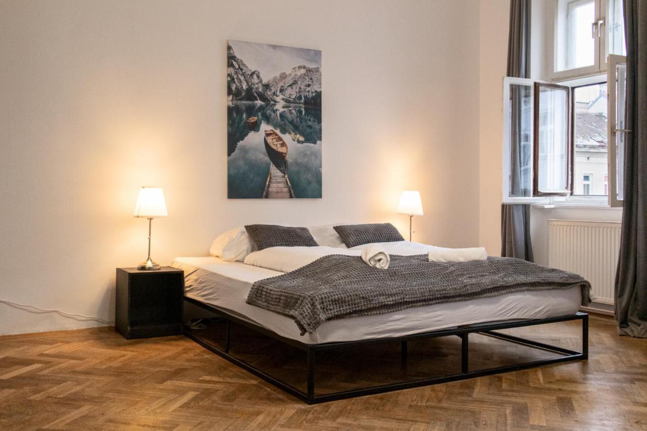 Spacious 2Br Apt.-Near Wiener Stadthalle Buitenkant foto