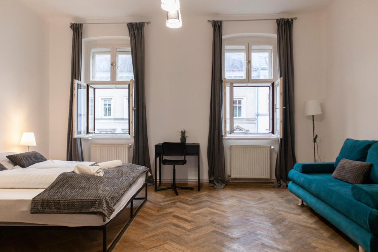 Spacious 2Br Apt.-Near Wiener Stadthalle Buitenkant foto