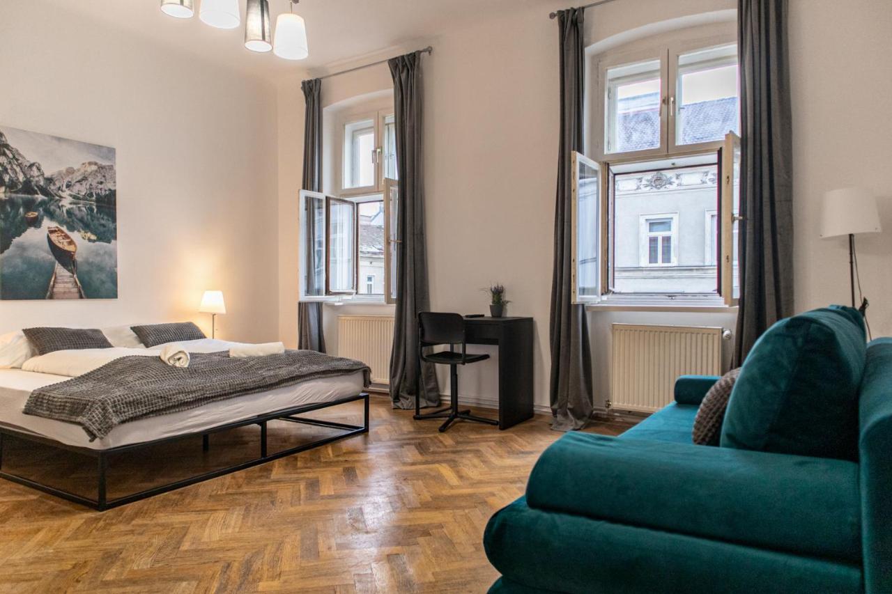 Spacious 2Br Apt.-Near Wiener Stadthalle Buitenkant foto